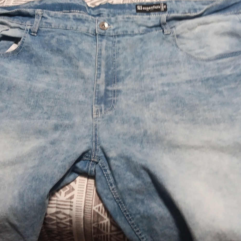 Men stone washed shorts